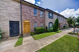 1715 Moritz Dr, Houston, TX 77055 - Photo 9