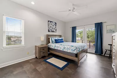 814 Hall Avenue, Seabrook, TX 77586 - Photo 11