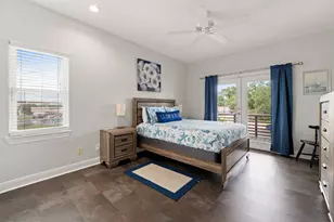 814 Hall Ave, Seabrook, TX 77586 - Photo 11