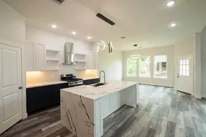 216 Monterrey Road W, Montgomery, TX 77356 - Photo 11