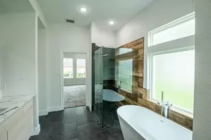 216 Monterrey Rd W, Montgomery, TX 77356 - Photo 15