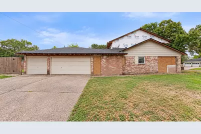 4830 Bayou Vista Drive, Houston, TX 77091 - Photo 3