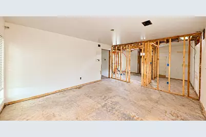 4830 Bayou Vista Drive, Houston, TX 77091 - Photo 5