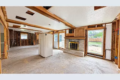 4830 Bayou Vista Drive, Houston, TX 77091 - Photo 7