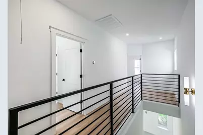 5014 Creekmont Drive, Houston, TX 77091 - Photo 15