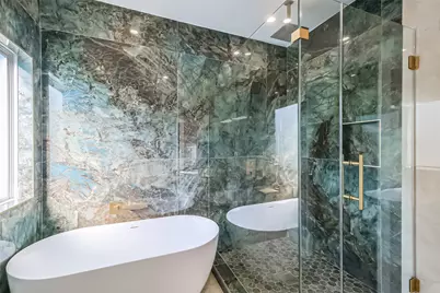 5014 Creekmont Drive, Houston, TX 77091 - Photo 13