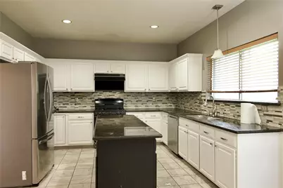 16306 Ash Point Lane, Sugar Land, TX 77498 - Photo 11