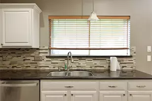 16306 Ash Point Ln, Sugar Land, TX 77498 - Photo 15