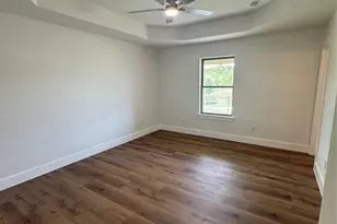 13248 Lake Conroe Bay Rd, Willis, TX 77318 - Photo 9