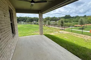 13248 Lake Conroe Bay Rd, Willis, TX 77318 - Photo 17