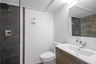 3400 Timmons Ln, Houston, TX 77027 - Photo 9
