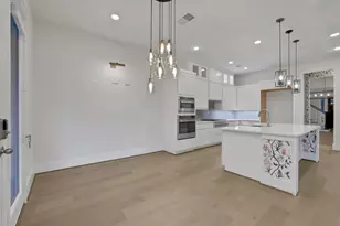 8558 Ridgepoint Dr, Houston, TX 77055 - Photo 19