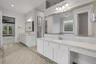 8558 Ridgepoint Dr, Houston, TX 77055 - Photo 39
