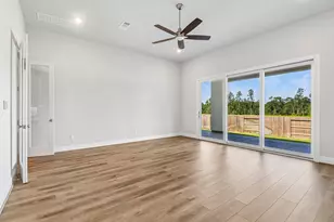 15906 Iris Mdw Dr, Conroe, TX 77302 - Photo 13