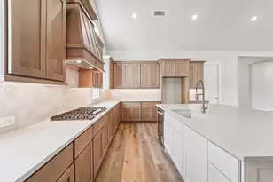 15906 Iris Mdw Dr, Conroe, TX 77302 - Photo 11