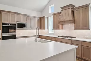 15906 Iris Mdw Dr, Conroe, TX 77302 - Photo 13