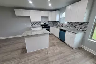 4859 Bellnole Dr, Houston, TX 77017 - Photo 7