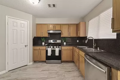 5614 Calm Court, Houston, TX 77084 - Photo 9
