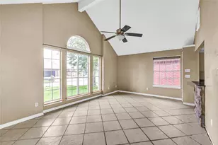 3 Chuckwagon Ct, Angleton, TX 77515 - Photo 9