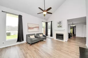 16118 Bunker Ridge Rd, Houston, TX 77053 - Photo 7