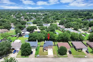 16118 Bunker Ridge Rd, Houston, TX 77053 - Photo 3
