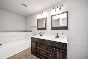 16118 Bunker Ridge Rd, Houston, TX 77053 - Photo 31