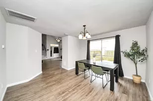 16118 Bunker Ridge Rd, Houston, TX 77053 - Photo 9