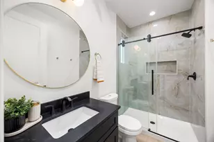 4611 Dewberry Street St, Houston, TX 77021 - Photo 15