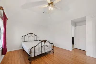 9927 Glenkirk Drive, Houston, TX 77089 - Photo 9