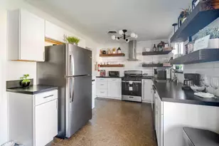 804 N Milam St, Fredericksburg, TX 78624 - Photo 5