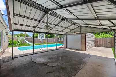 12211 Pine Knoll Drive, Houston, TX 77099 - Photo 33