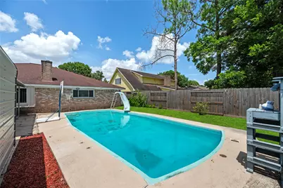 12211 Pine Knoll Drive, Houston, TX 77099 - Photo 29