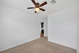 9858 Sageaspen Ln, Houston, TX 77089 - Photo 13