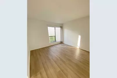 2822 S Bartell Drive #3, Houston, TX 77054 - Photo 5