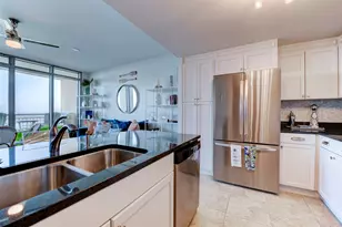 801 E Beach Dr, Galveston, TX 77550 - Photo 21