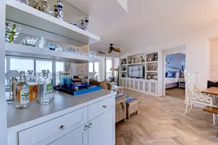 801 E Beach Dr, Galveston, TX 77550 - Photo 7