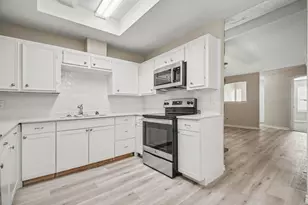 12843 Bamboo Forest Trail, Houston, TX 77044 - Photo 5