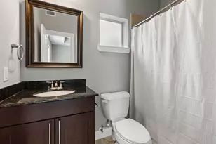 2316 Beall St, Houston, TX 77008 - Photo 15