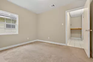 1315 E 33rd St, Houston, TX 77022 - Photo 25