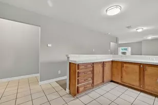 1315 E 33rd St, Houston, TX 77022 - Photo 17