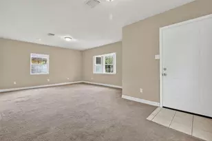 1315 E 33rd St, Houston, TX 77022 - Photo 5