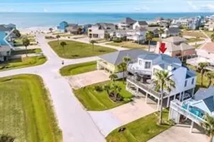 4119 Campeche Ct, Galveston, TX 77554 - Photo 1