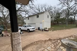 368 Riddle Rd, Cedar Creek, TX 78612 - Photo 5