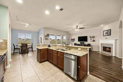 2202 Winchester Lake, Rosenberg, TX 77471 - Photo 17