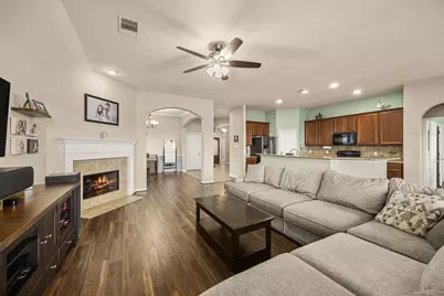 2202 Winchester Lake, Rosenberg, TX 77471 - Photo 11