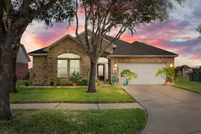 2202 Winchester Lake, Rosenberg, TX 77471 - Photo 1