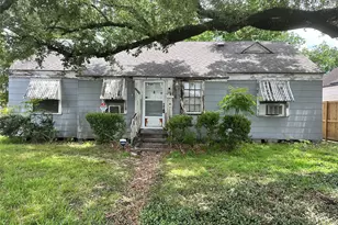 2015 Des Jardines St, Houston, TX 77023 - Photo 1