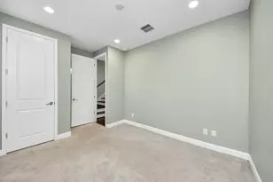 1716 Stuart St, Houston, TX 77004 - Photo 33