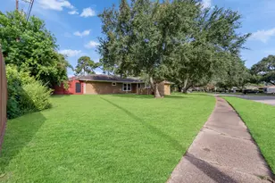 203 22nd Ave N, Texas City, TX 77590 - Photo 23
