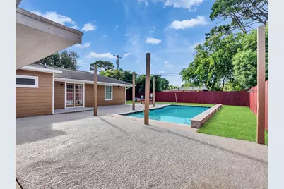 203 22nd Avenue N, Texas City, TX 77590 - Photo 19